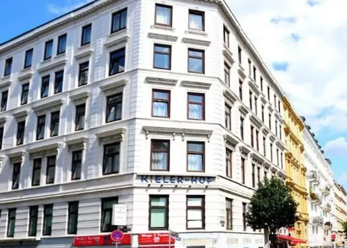 Hotel Kieler Hof - Station 2*